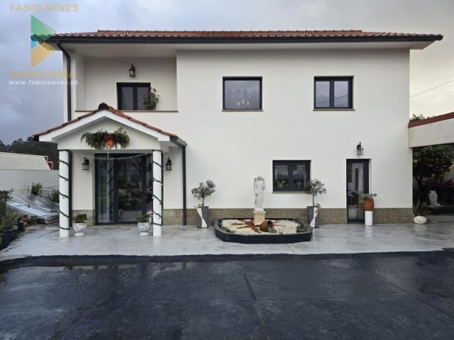 Casa venda em Arcos De Valdevez, Viana Do Castelo