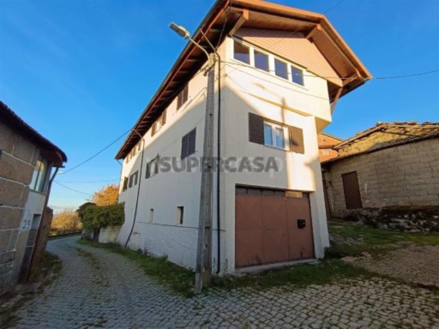 Casa venda em Argeriz, Vila Real
