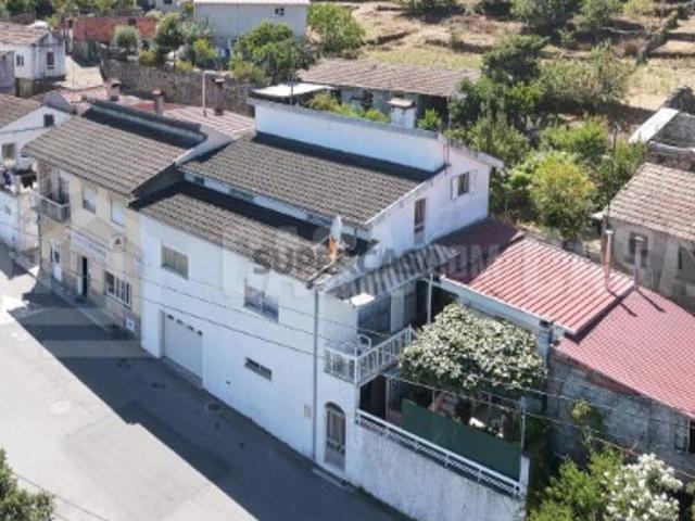 Casa venda em Queirela, Viseu