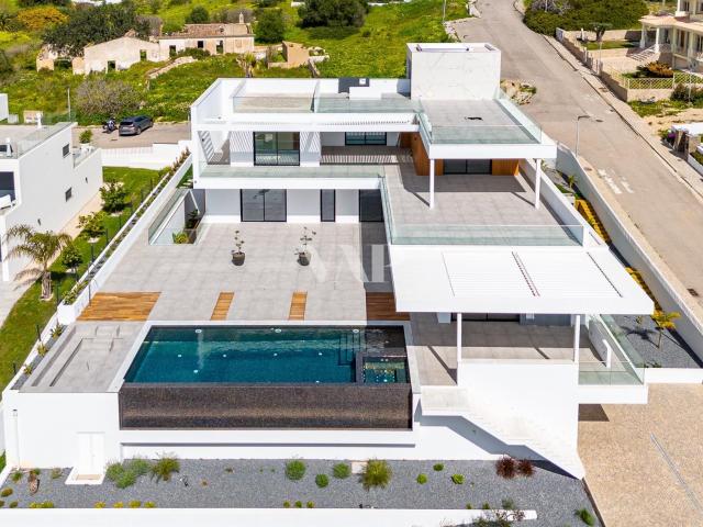 Vivenda venda em Albufeira e Olhos de Água, Albufeira