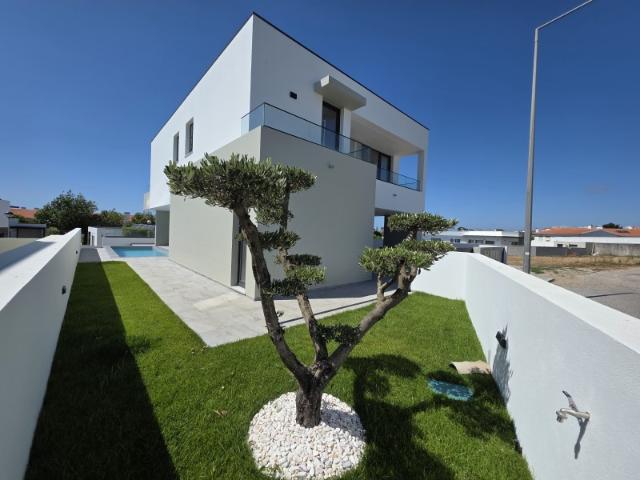 Casa venda em Póvoa de Penafirme, Torres Vedras
