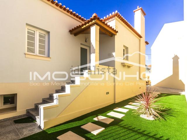 Casa venda em Pederneira, Valado Dos Frades