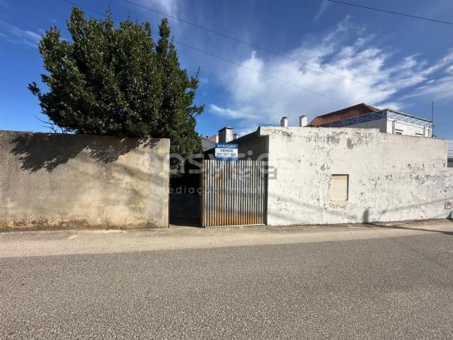 Casa venda em Pederneira, Valado Dos Frades