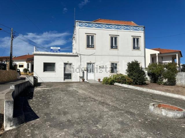 Casa venda em Pederneira, Valado Dos Frades