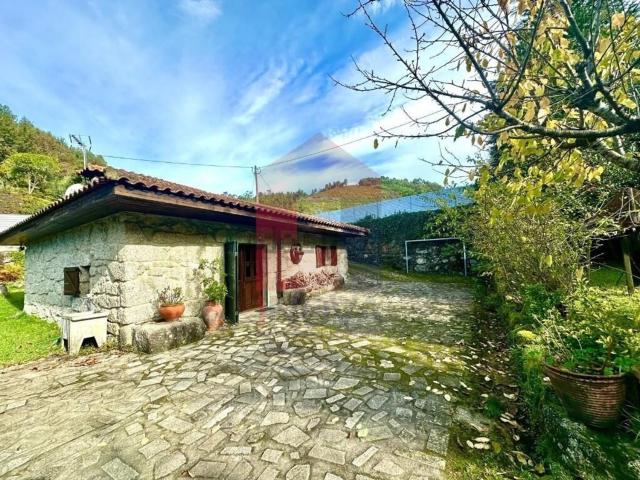Casa venda em Valdreu, Vila Verde
