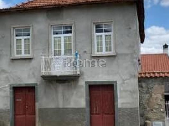 Casa venda em Vale Benfeito, Lamas