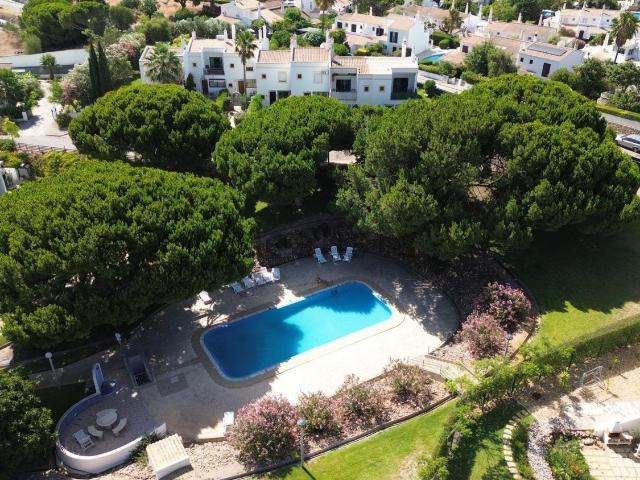 Casa venda em Albufeira e Olhos de Água, Albufeira