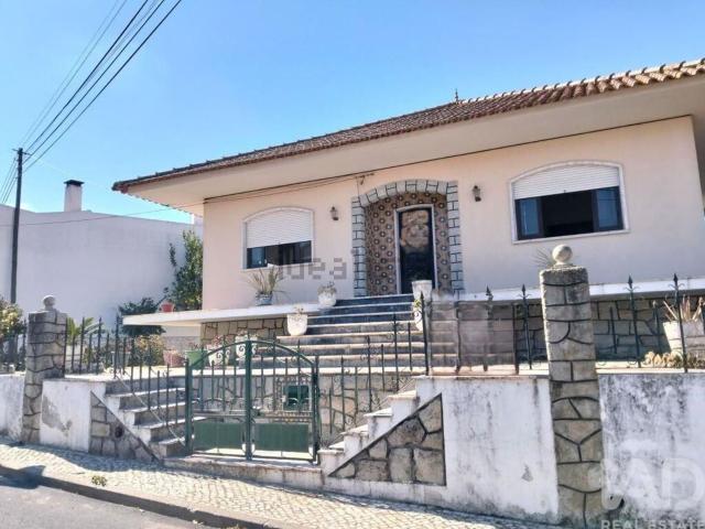 Casa venda em Alto da Coelha, Chamusca