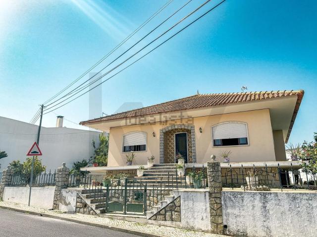 Casa venda em Casal das Oliveiras, Chamusca