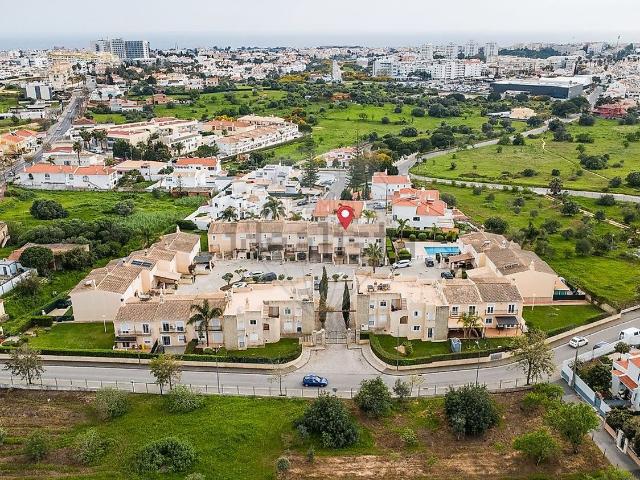 Casa venda em Albufeira e Olhos de Água, Albufeira