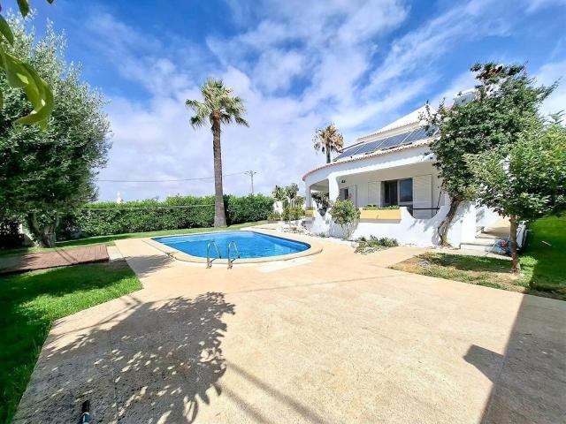 Casa venda em Albufeira e Olhos de Água, Albufeira