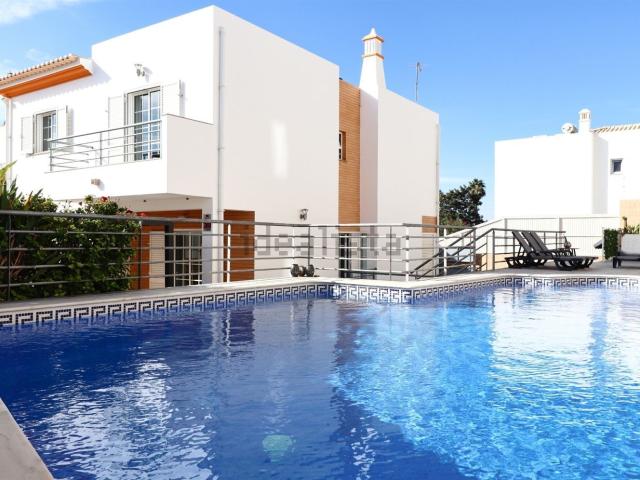 Casa venda em Albufeira e Olhos de Água, Albufeira