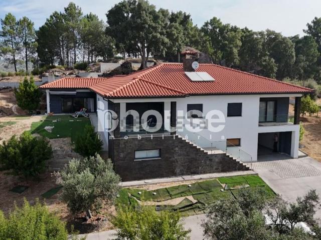 Casa venda em Argeriz, Vila Real