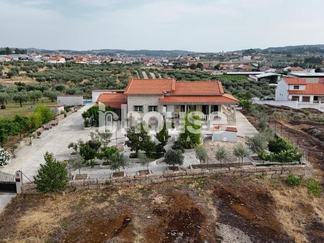 Casa venda em Argeriz, Vila Real