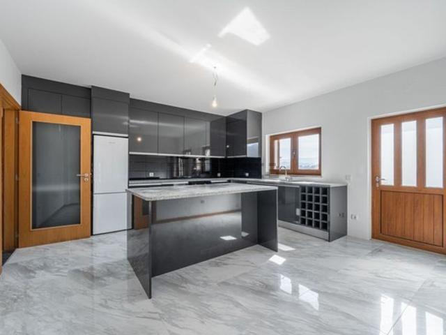 Casa venda em Celorico De Basto, Braga