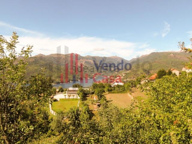 Casa venda em Parada Do Bouro, Braga