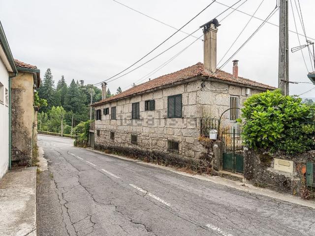 Casa venda em Parada Do Bouro, Braga