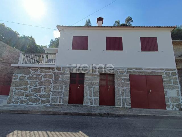 Casa venda em Parada Do Bouro, Braga