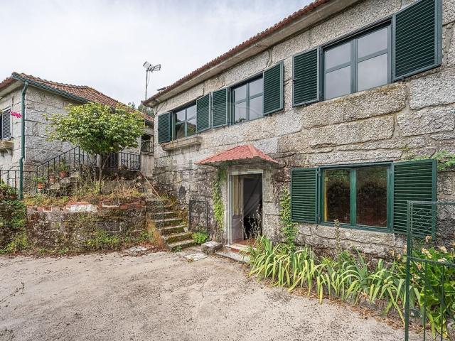 Casa venda em Parada Do Bouro, Braga