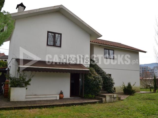 Casa venda em Vale De Cambra, Aveiro