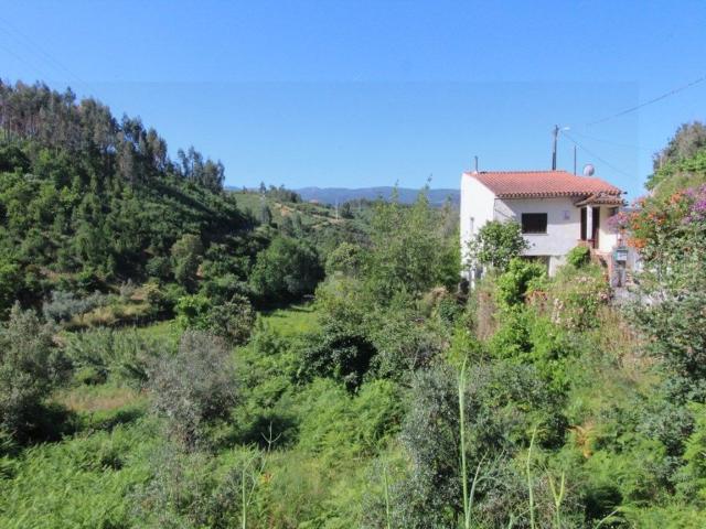 Casa venda em Vinhó, Vila Cova de Alva e Anseriz