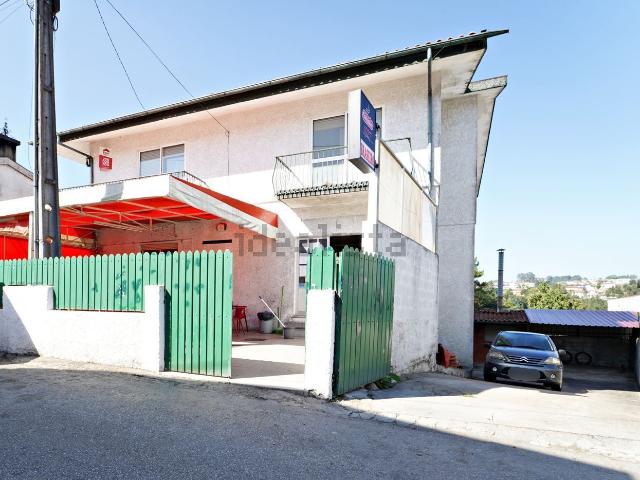 Casa venda em Vila de Cucujães, Oliveira de Azeméis