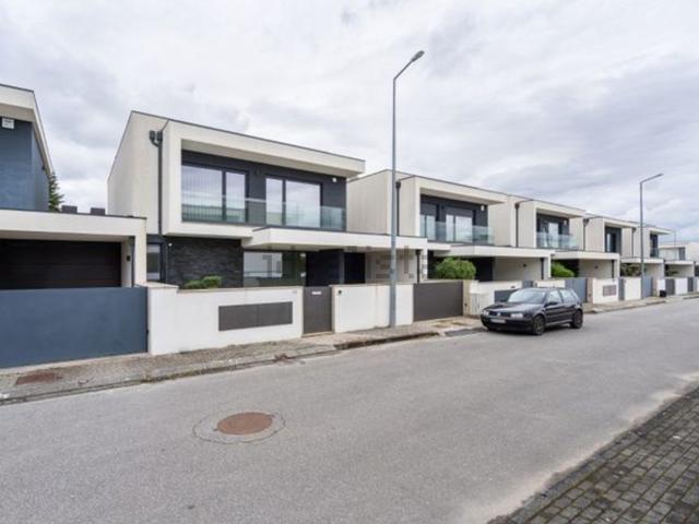 Casa venda em Burgueiros, Vila Verde