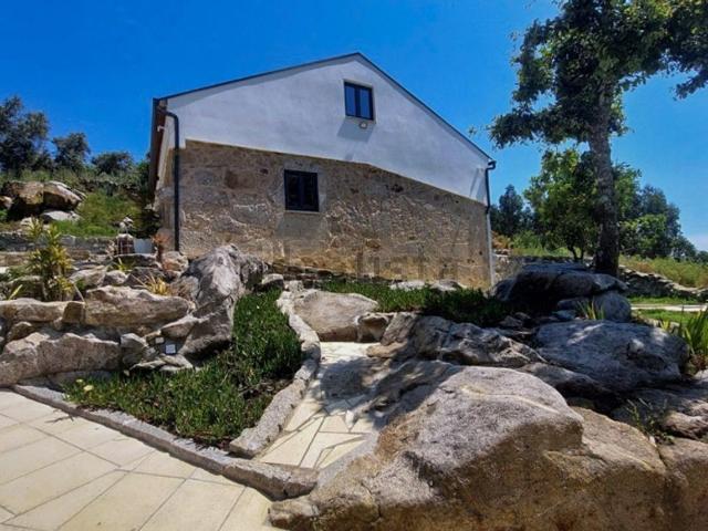 Casa venda em Vila de Punhe, Viana do Castelo