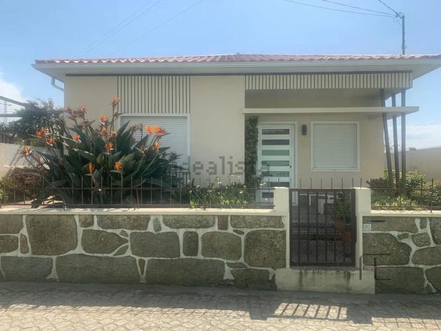 Casa venda em Maia, Vila Nova Da Telha