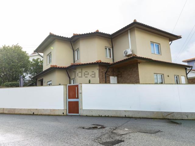 Casa venda em Pelhe, Vila Nova de Famalicão