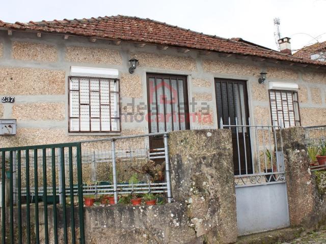 Casa venda em Santo Tirso, Porto