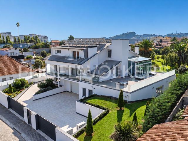Casa venda em Vilar de Andorinho, Vila Nova de Gaia