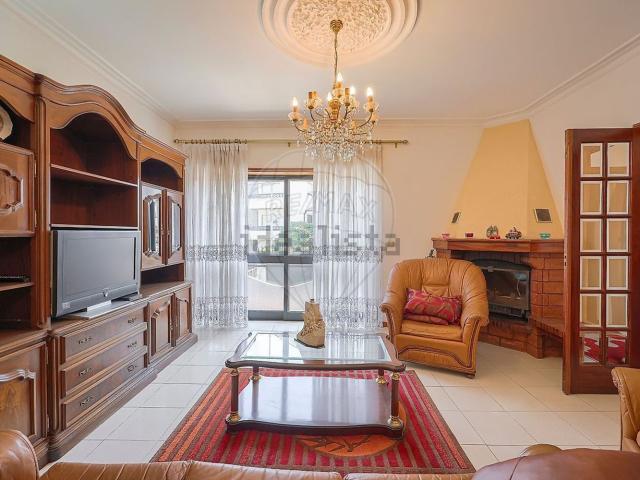 Casa venda em Vilar de Andorinho, Vila Nova De Gaia