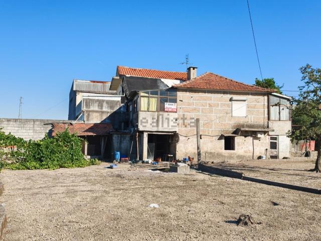 Casa venda em Santo Tirso, Porto