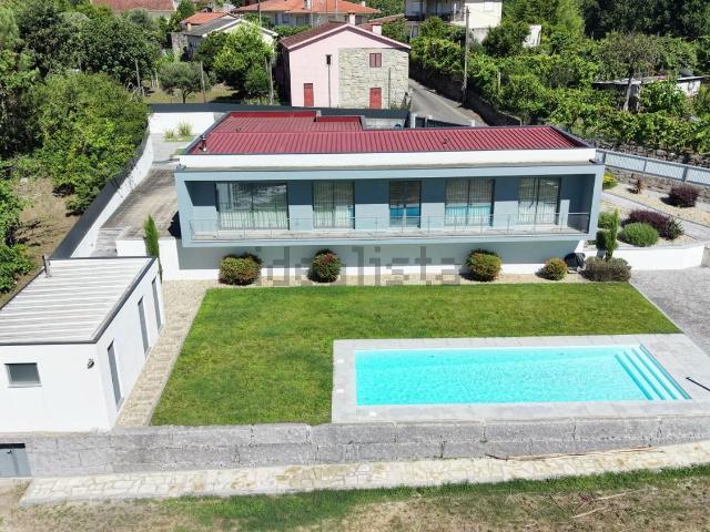 Casa venda em Póvoa De Lanhoso, Braga