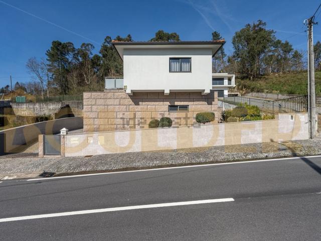 Casa venda em Ribeiro da Ova, Fafe