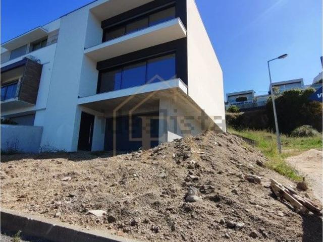 Casa venda em Infias, Vizela