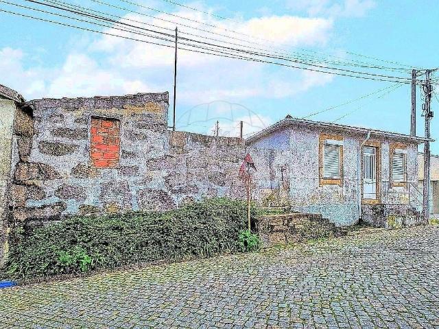 Casa venda em Maia, Gueifães
