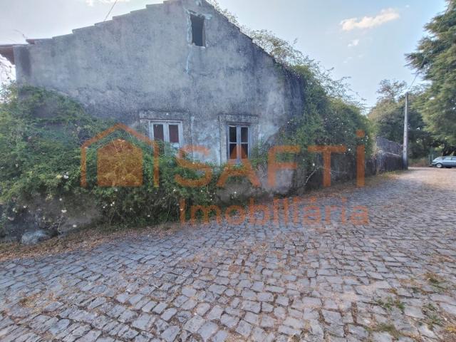 Casa venda em Pussos, Leiria