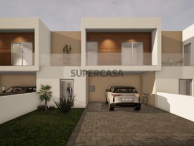 Casa venda em Rio Maior, Santarém