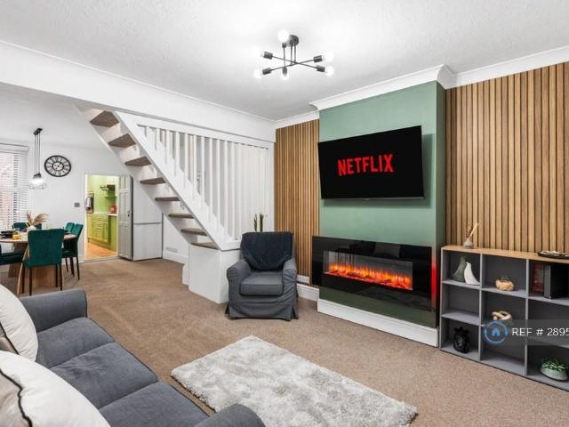 House for rent in Hythe, Fordham Heath