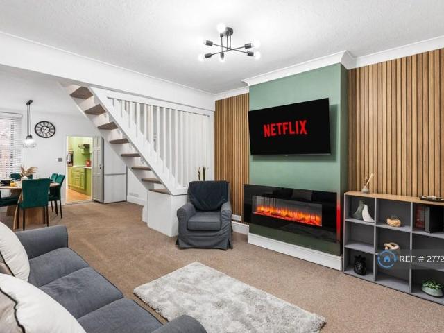 House for rent in Hythe, Fordham Heath