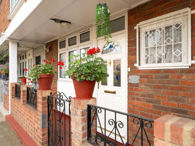 House for rent in Canary Wharf, Greater London