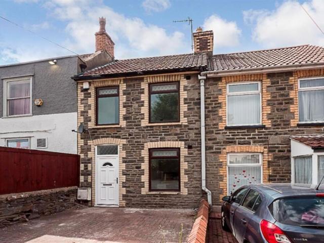 House for rent in Kingswood