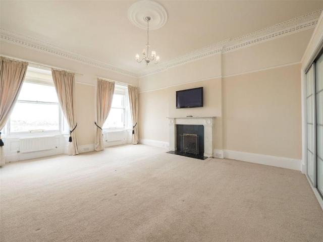 Apartment for rent in Moray Feu, New Town