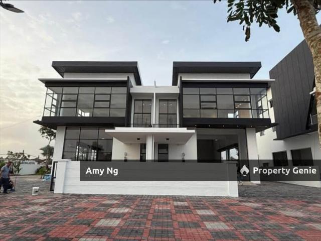 Warehouse for sale in Perak, Tanjong Ipoh