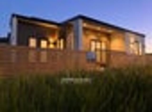 House for sale in Awhitu