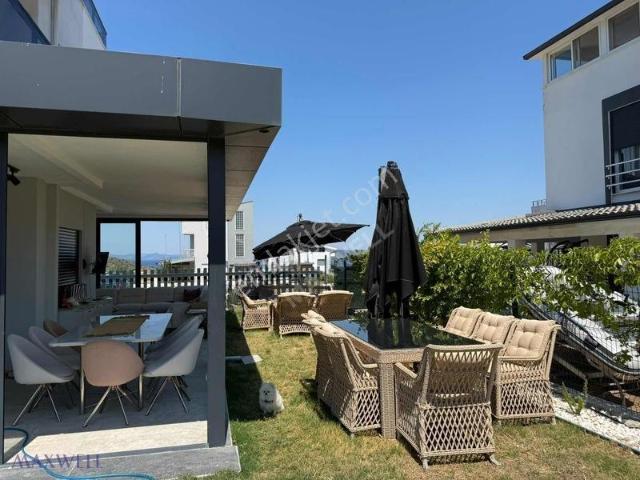 Kamukent, Karaburun içerisinde satılık Villa