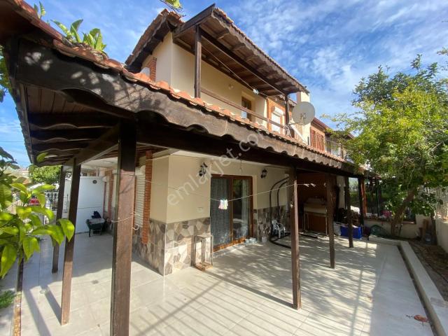 Karaburun, İzmir içerisinde kiralık Villa