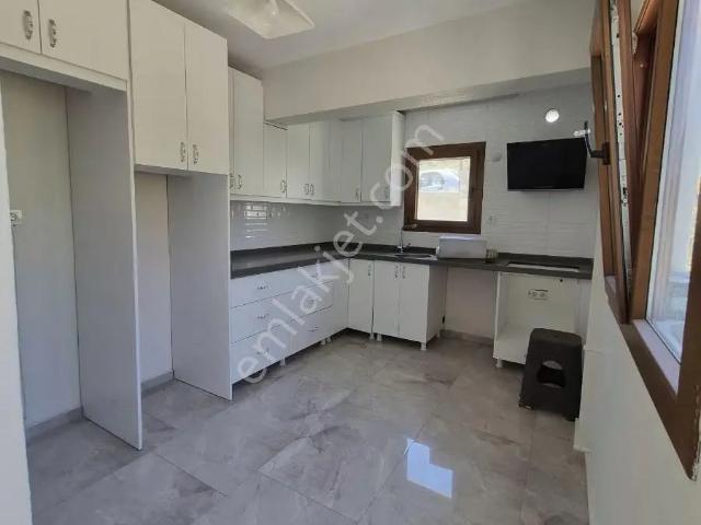 Karaburun, İzmir içerisinde kiralık mülk